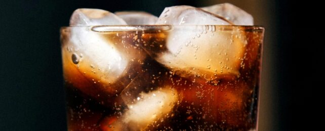 Scientists Quantified The Harm of Sugary Drinks, And It's Devastating