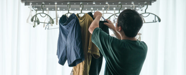 Hanging Wet Washing Up Inside Your Home Could Be a Health Risk